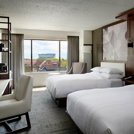 Marriott East Lansing At University Place Екстер'єр фото