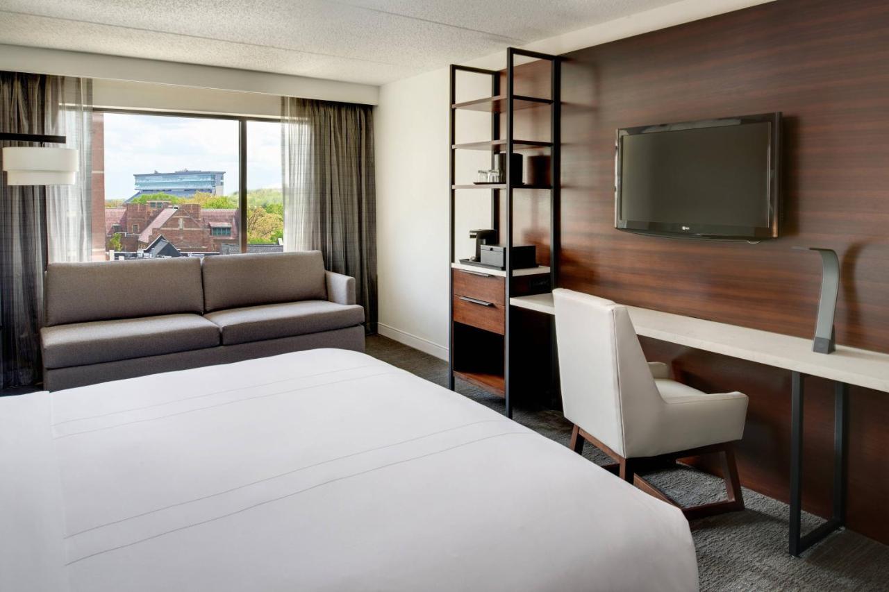 Marriott East Lansing At University Place Екстер'єр фото