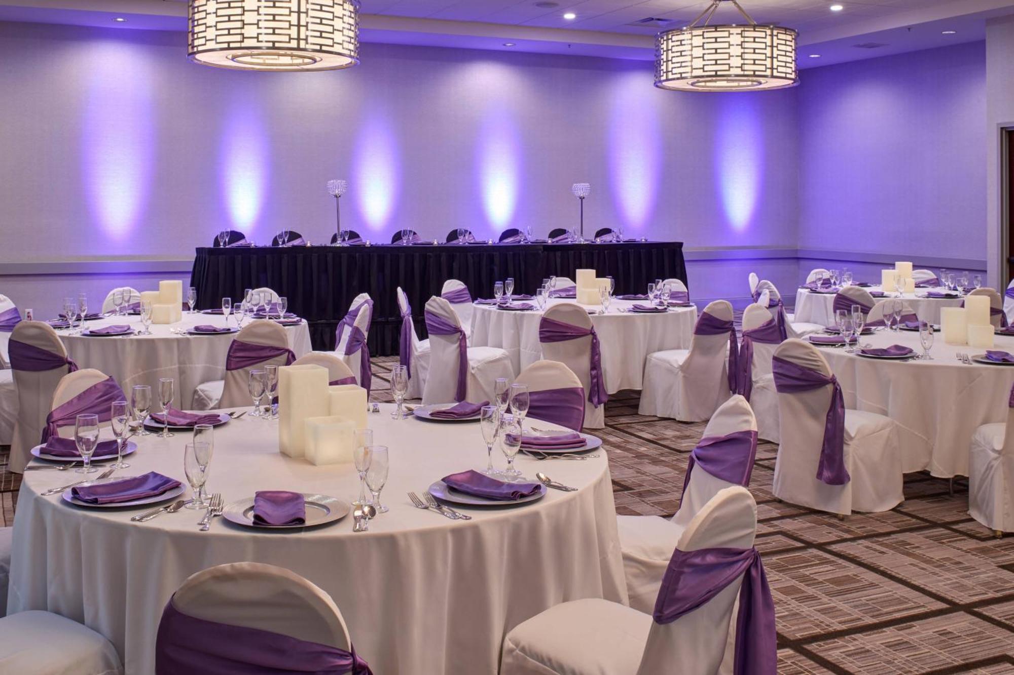 Marriott East Lansing At University Place Екстер'єр фото