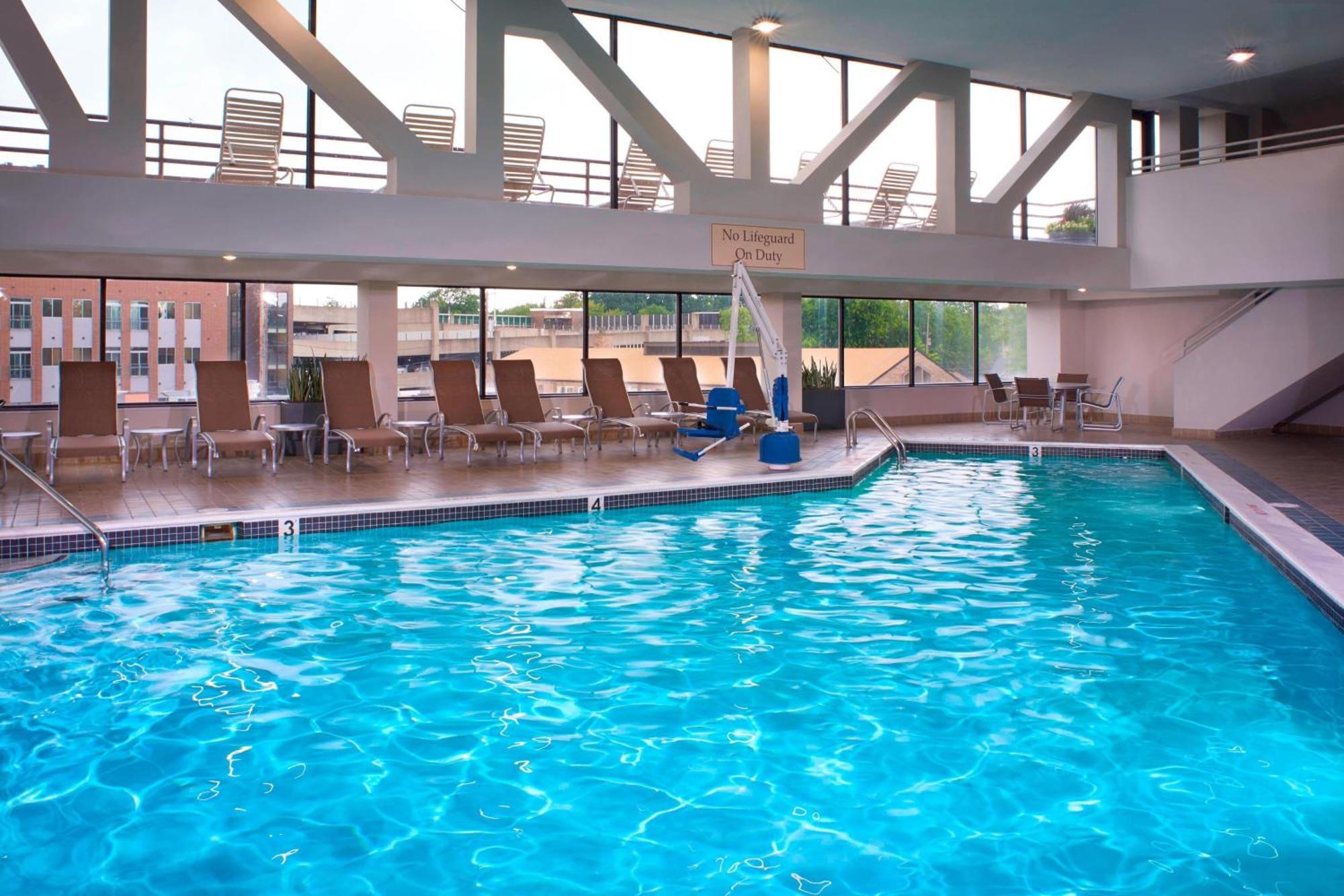 Marriott East Lansing At University Place Екстер'єр фото